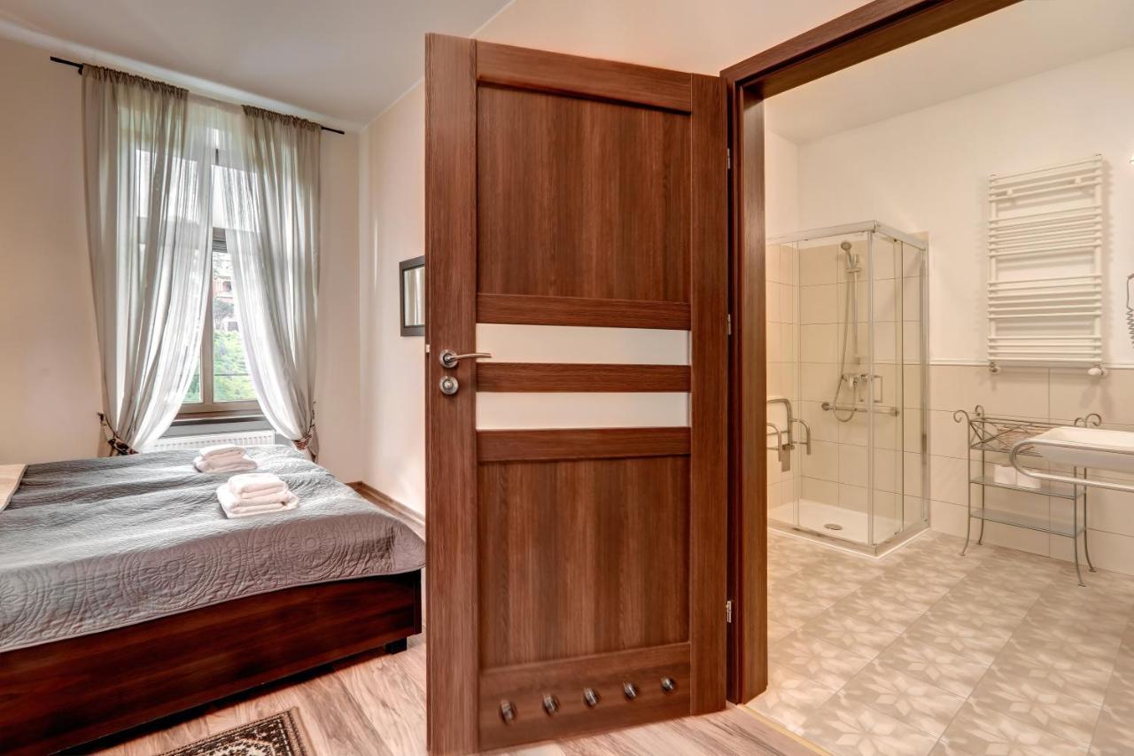 Hotel Charlotta Jedlina-Zdrój Kültér fotó