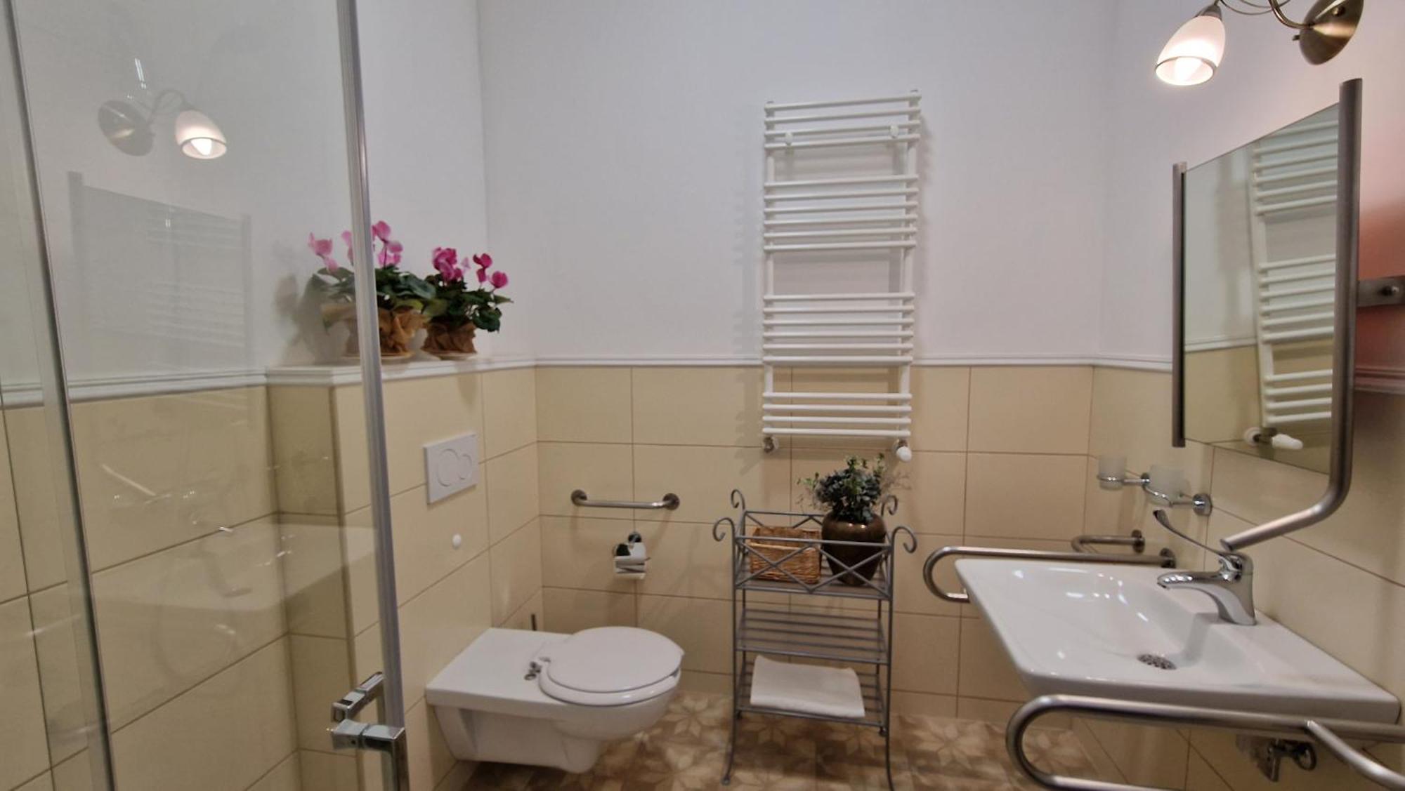 Hotel Charlotta Jedlina-Zdrój Kültér fotó