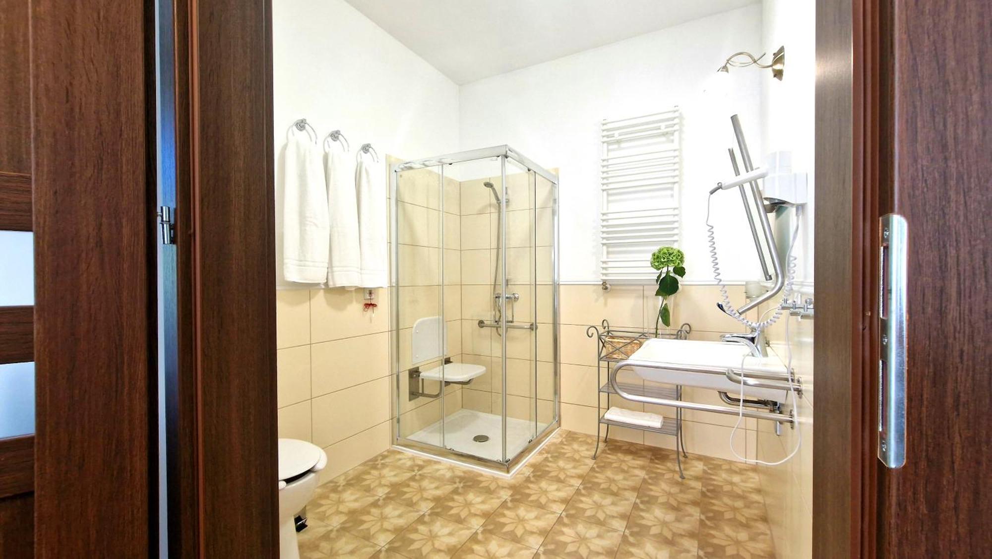 Hotel Charlotta Jedlina-Zdrój Kültér fotó
